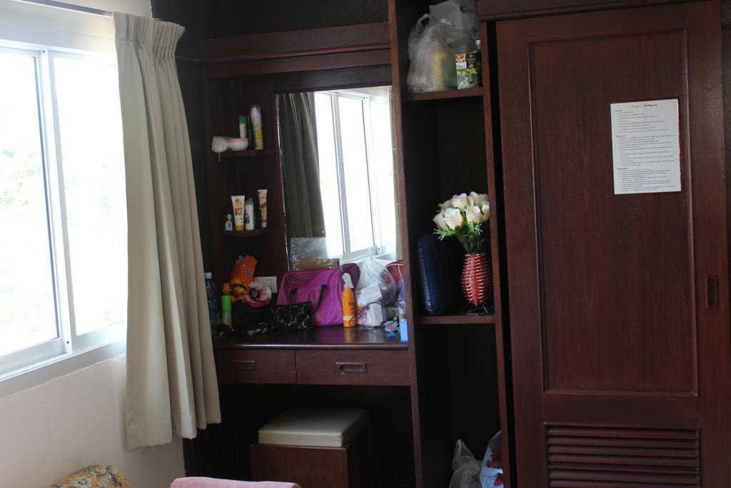 Aparthotel Dacha Beach à Pattaya Extérieur photo